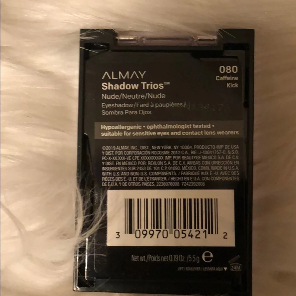 Almay Shadow Trio, Caffeine­ Eyeshadow Palette